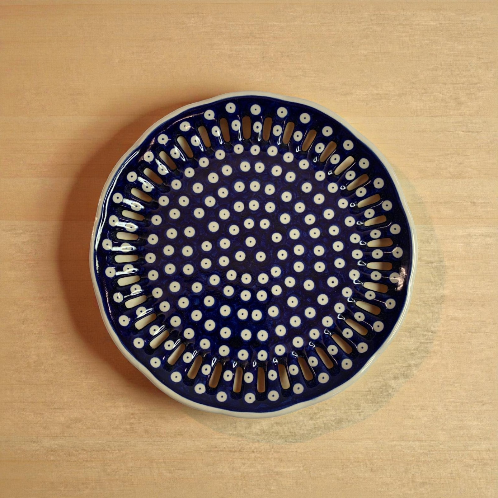 Talerz ażurowy Nd. K1- Ceramika Bolesławiecka AC (Produkt dostępny pod zamówienie- 2tyg.)